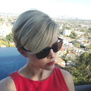 Meet your Posher, Stacy